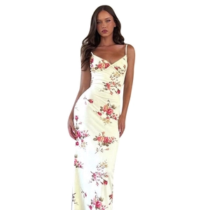 Bloemenprint maxi-jurk met V-hals en spaghettibandjes in crème met roze rozenprint