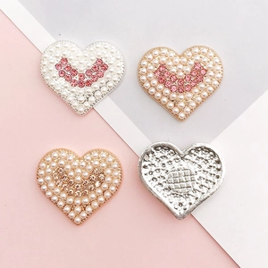 Set of heart-shaped alloy charms with pearls and rhinestones for DIY shoe decorations