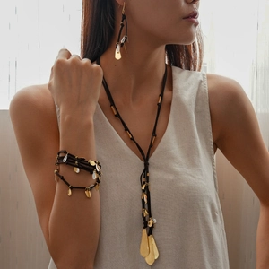 Long Collier Bohème Bracelet Multi Rangs Boucles D'oreilles Alliage Pendentifs Goutte D'eau Feuille Cordon Suédine Marron