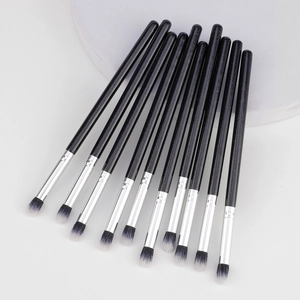 Set of 12 black and silver eyeshadow blending brushes with dual-tone synthetic bristles