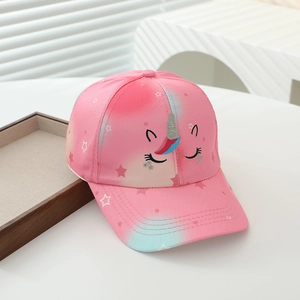 Ricamo dettagliato di unicorno e stelle su cappellino da baseball rosa per bambini