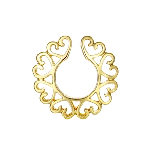 Golden heart-shaped non-pierced nipple ring shield jewelry with hollow pattern