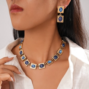 Vintage Geometrische Quadratische Halskette Und Ohrringe Legierung Strass Harz Schmuck Mit Silbernem Ohrstecker Damen