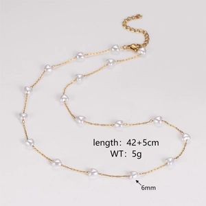 Detail view of pearl heart necklace showing 42+5cm length and 6mm heart-shaped beads