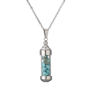 Collier en acier inoxydable argenté avec pendentif cylindre ouvrant rempli de turquoise
