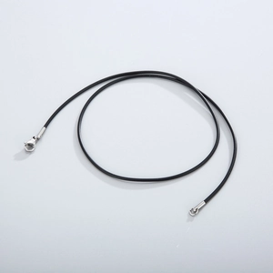 Collier cordon en cuir noir avec fermoir mousqueton et chaîne en acier inoxydable