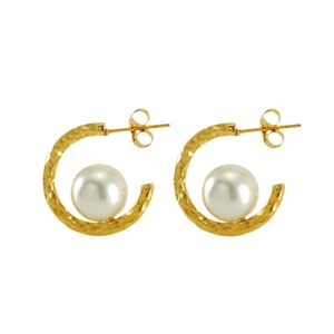 Boucles d'oreilles C en acier inoxydable doré, texture martelée et perles blanches