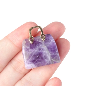 Handheld natural purple amethyst crystal handbag pendant with golden metal handle