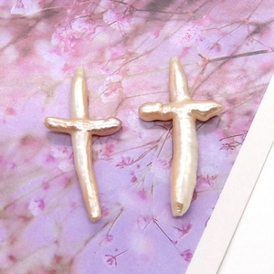 Natural cross-shaped baroque freshwater pearls in pink and champagne for DIY jewelry