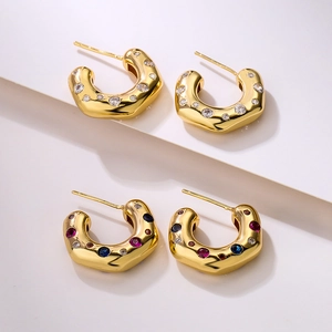 Chic irregular geometric gold C-shaped earrings with clear and colorful gemstones