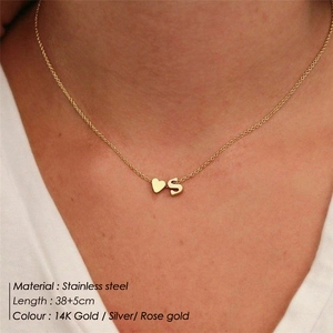 Collier Pendentif Lettre Initiale Cœur en Acier Inoxydable Or Argent Bijoux Minimalistes Pour Femmes Cadeau Quotidien