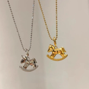 Collier Pendentif Cheval À Bascule Cuivre Zirconia Vintage Chic Quotidien Élégant Bijoux Pour Femmes Accessoire Léger