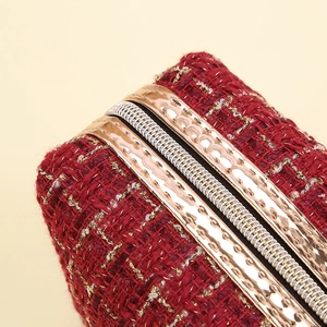 Rechteckige Kosmetiktasche aus rotem Tweed mit hochwertigem rotgoldener Reißverschluss