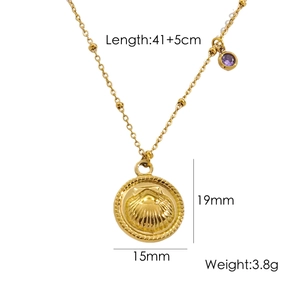 Detail der goldenen Muschel-Halskette mit Maßen 15mm x 19mm und Gewicht von 3,8g