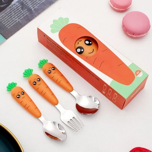 Close-up of 3-piece kids carrot utensils set with 304 stainless steel spoons and fork