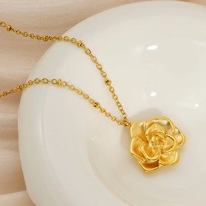 Minimalist 18K gold plated stainless steel rose flower pendant necklace for women