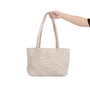 Quilted cotton tote bag with floral pattern and embroidered bow for women