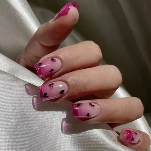 Press On Nails Pink Gradient Heart Pattern Glossy French Tip Square Round Fake Nails Artificial Manicure For Women
