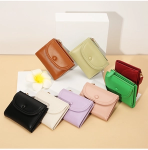 Carteras cortas de mujer de cuero PU en ocho colores con botones a presión y cremallera
