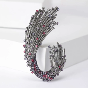 Elegant vintage alloy ocean wave brooch with pink and purple rhinestones for women