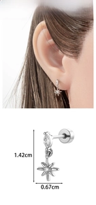 Detailed view and dimensions of the minimalist star pendant cartilage screw back earring