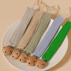 Lot de 5 attaches-tétines en coton et bois de hêtre naturel aux couleurs douces