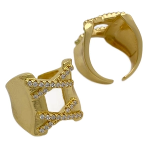 Luxurious gold-plated open ring with sparkling cubic zirconia in a geometric cross design