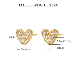 Detailed size chart showing 8x7mm 18k gold plated heart studs with AAA+ zircon