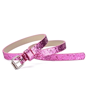 Elegante cintura rosa glitter per bambini con fibbia argentata, accessorio luminoso per jeans.