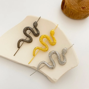 Three-color punk snake hairpins in gold silver and black with detailed scale textures