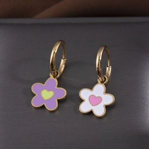 Boucles d'oreilles fleurs en acier inoxydable avec pendentifs et anneaux dorés