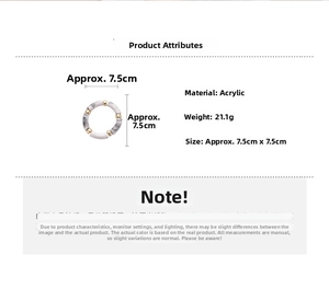 Detail of acrylic marble pattern bracelet with dimensions of 7.5cm and 21.1g weight