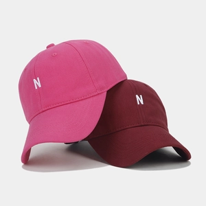 Minimalist soft top cotton baseball caps with N embroidery in rose and wine red