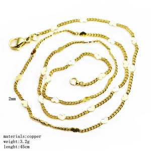 Detailed macro view of 45cm copper heart chain necklace with 2mm link width and 3.2g weight