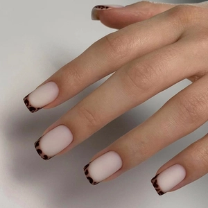 French Leopard Print Press On Nails Matte Square Oval Medium Length Nude Pink False Nails For Women