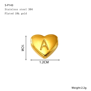 Detailed size specifications of 18k gold plated heart alphabet charm with dimensions