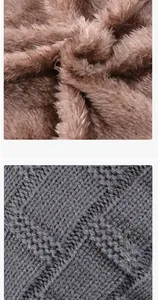 Gros plan du tricot gris épais et doublure en fourrure marron chaude pour bonnet d'hiver