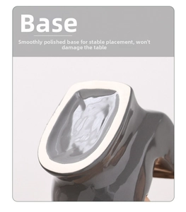 Detail of the smooth polished ceramic base ensuring stable and scratch-free placement