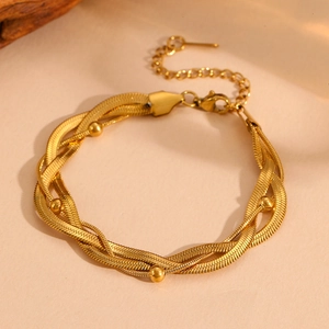 Bracelet trois couches en acier titane avec perles en or 18 carats et mailles plates