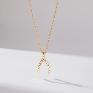 Collier minimaliste en acier inoxydable doré 18K avec pendentif wishbone et zircons