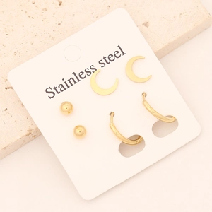 Ensemble de trois paires de boucles d'oreilles dorées en acier avec lunes et perles