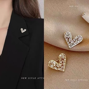 Heart Shaped Alloy Brooch Pin With Zircon Rhinestone Inlay Elegant Fashion Jewelry Accessory For Women Suits Coats