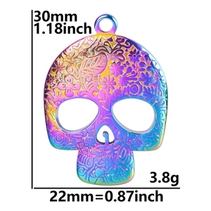 Rainbow skull charm detail with engraved floral patterns and 30x22mm size specs