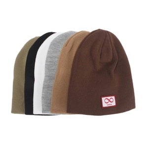 Multi-color knit beanie hat set with Infinity patch for autumn and winter warmth