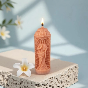 Religiöse Silikonform der Jungfrau Maria für DIY-Duftkerzen in Korallenorange