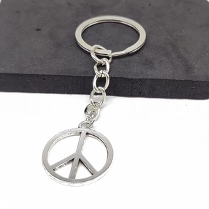 Retro silver metal peace symbol keychain with star charm and heavy chain link