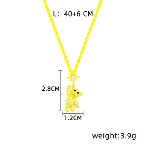 Detailed dimensions of the gold bear pendant necklace showing weight and size measurements