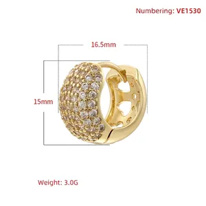 Elegant gold-plated copper hoop earrings with pavé zircons and heart hollow pattern