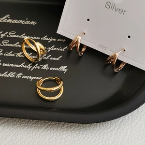 Elegant S925 sterling silver double-layer geometric hoop earrings in gold finish