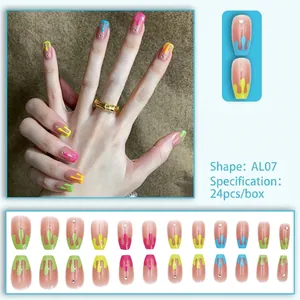 Bunte 24er-Set mittellange Aufklebenägel mit glänzenden Strasssteinen und Emaille-Design